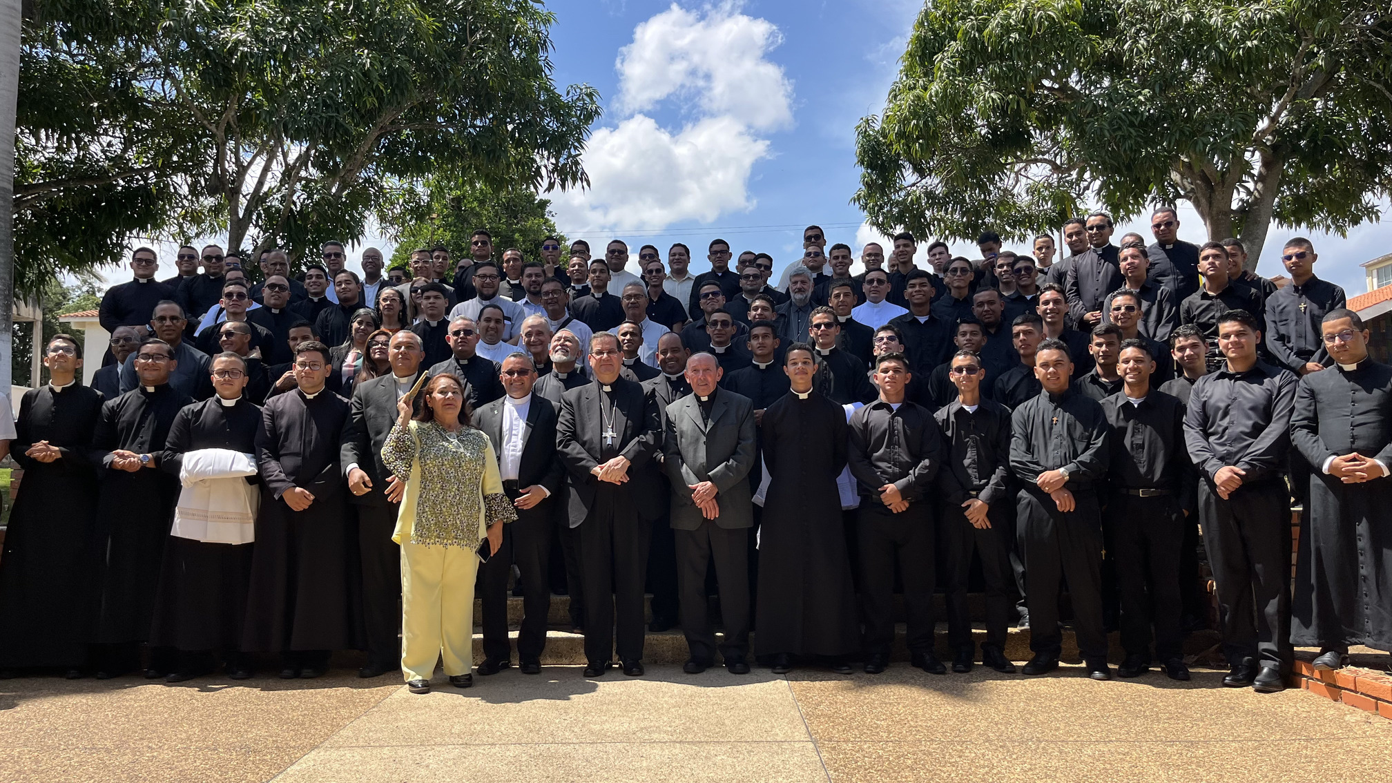 Formando Pastores según el Corazón de Dios: El Seminario Divina Pastora inicia  año  académico  2026-2027